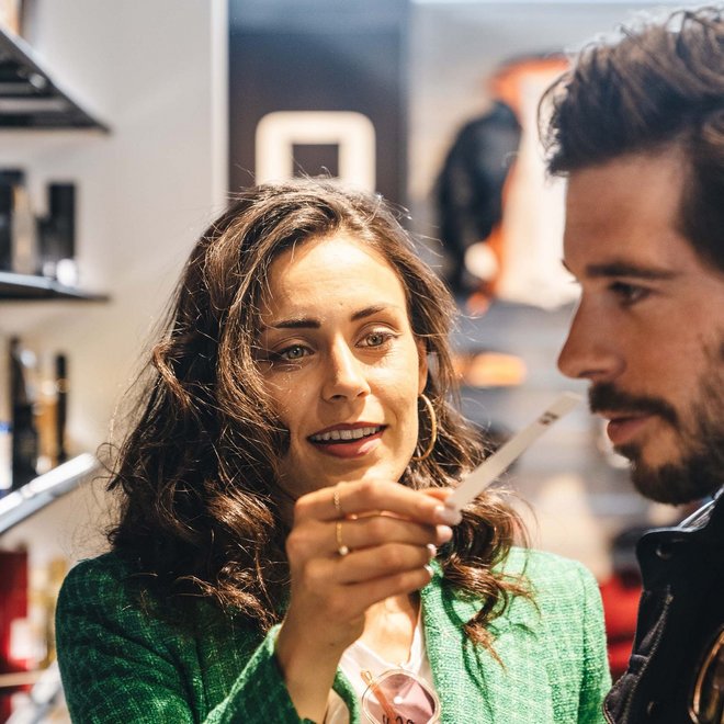 Samnaun: Einkaufen & Parfüm entdecken! Samnaun: Einkaufen & Parfüm entdecken!